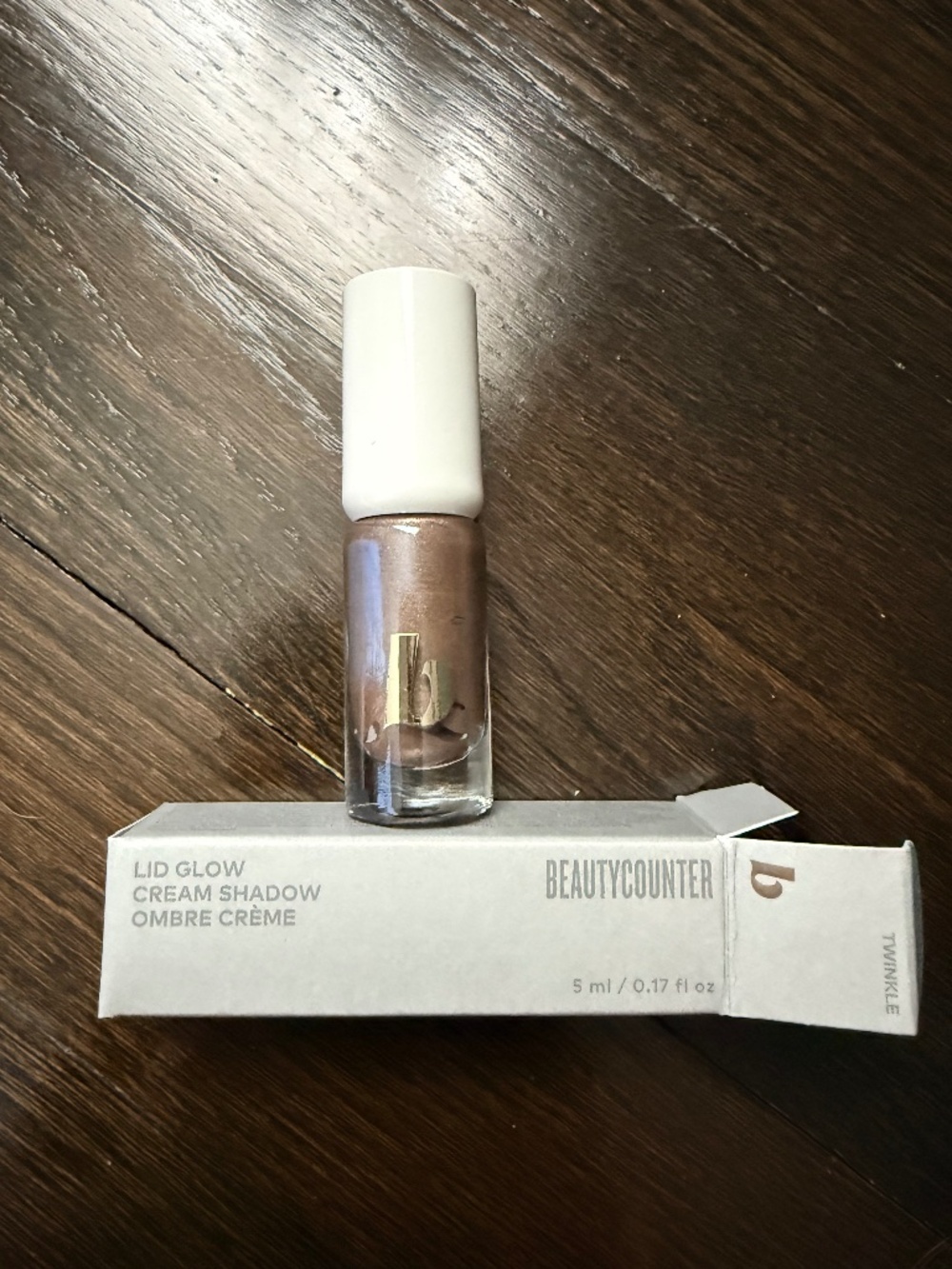 *nib* beautycounter lid glow - twinkle